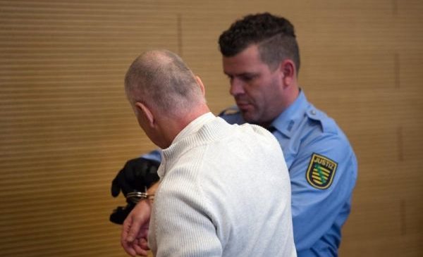 Бывшего полицейского судят за каннибализм