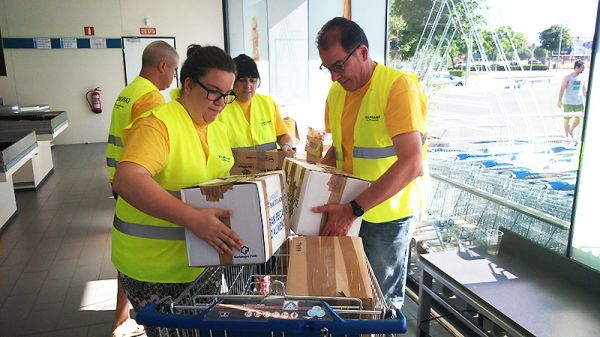 Сколько зарабатывает работник Aldi и Lidl?