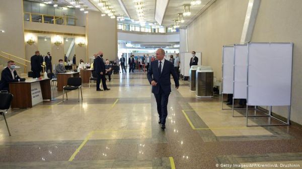 «Типичная путинская инсценировка»: мнения из Берлина о голосовании в РФ