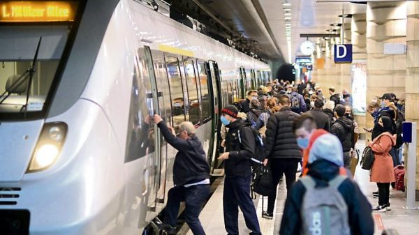 Рестораны пустые, поезда переполнены: карантинное безумие в Германии