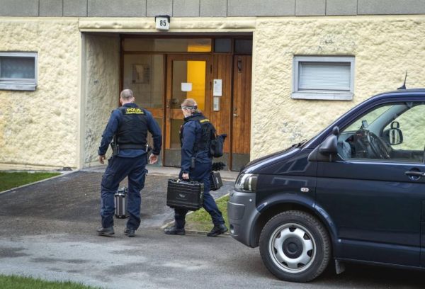 Мать посадила сына под замок на 28 лет: в седьмом классе он последний раз выходил на улицу