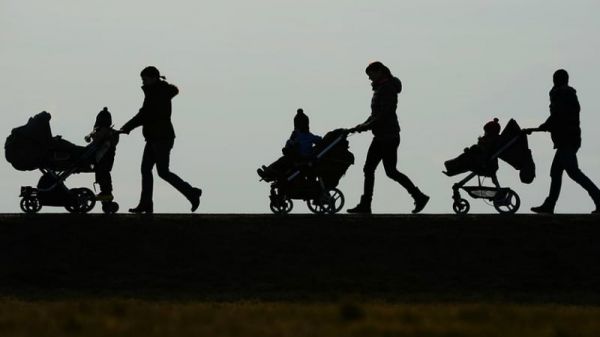 Все, что нужно знать о пенсии для пожилых матерей в Германии