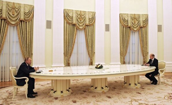 Встреча Шольца и Путина