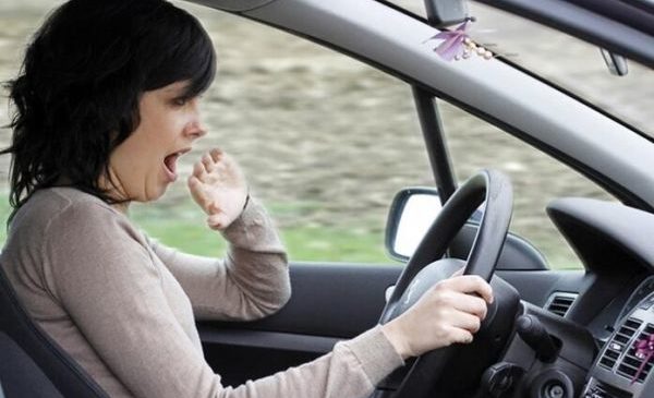 Каждый десятый автолюбитель в Германии уже засыпал за рулём