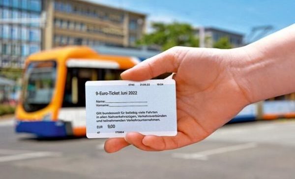 В ближайшие дни министры транспорта обсудят вопрос о билете за девять евро