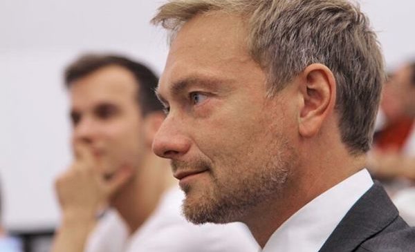 Кристиан Линднер переизбран на должность председателя СвДП