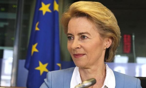 Урсула фон дер Ляйен переизбрана президентом Комиссии ЕС