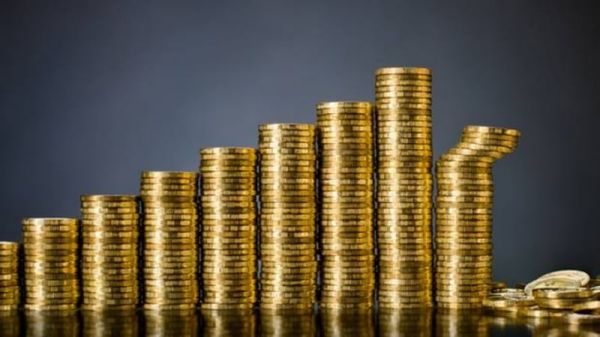 Как правильно вложить деньги: советы для разных возрастных групп