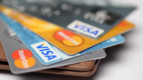 Какие кредитные карты в Германии все еще бесплатны?
