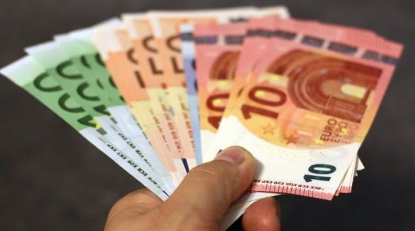 В Германии увеличат размер пособия беженцам из Украины